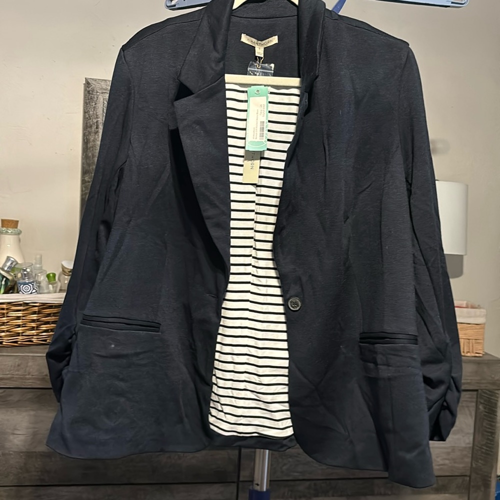 41 Hawthorn Black Blazer with Striped Lining